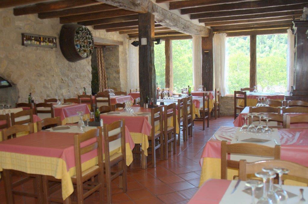 Hostal De La Rovira Oix Esterno foto