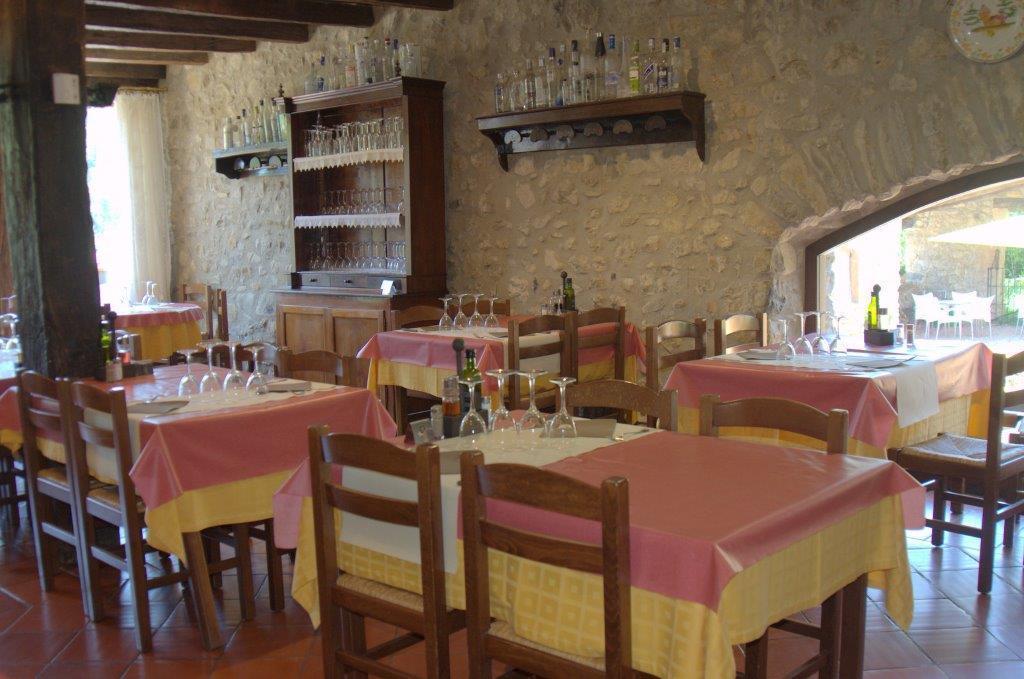 Hostal De La Rovira Oix Esterno foto